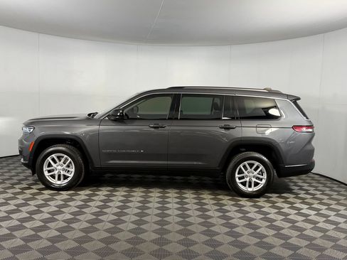 Used 2023 Jeep Grand Cherokee L Laredo image 10
