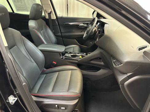 Used 2023 Buick Envision Essence w/ Sport Touring Package AWD/4WD image 16