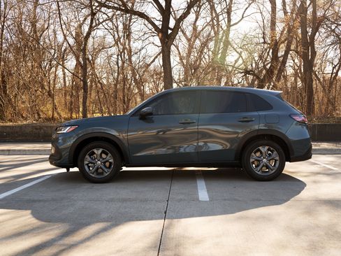 Used 2026 Honda HR-V LX image 6