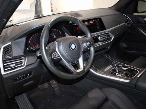 Certified 2022 BMW X5 xDrive40i w/ Executive Package image 11