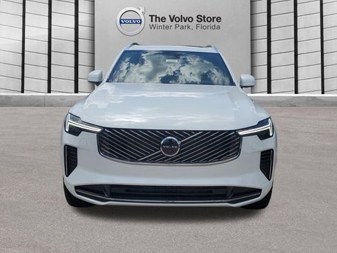 Used 2026 Volvo XC90 B6 Plus w/ Protection Package Premier AWD/4WD image 2
