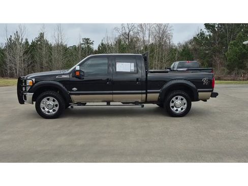 Used 2013 Ford F250 King Ranch w/ King Ranch w/Chrome Pkg image 5