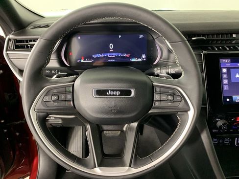 Used 2024 Jeep Grand Cherokee L Altitude image 20