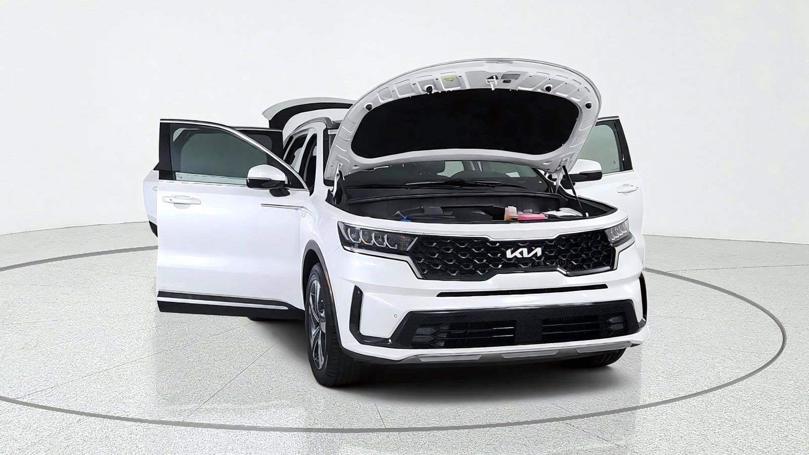 Used 2022 Kia Sorento EX w/ Panoramic Sunroof Package AWD/4WD image 9
