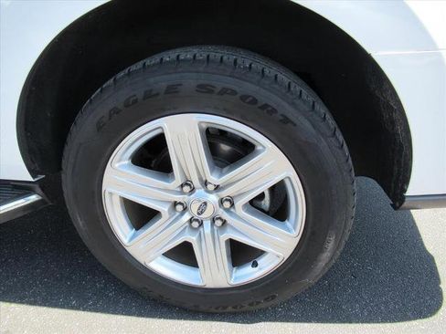 Used 2020 Ford Expedition XLT w/ Equipment Group 202A image 31