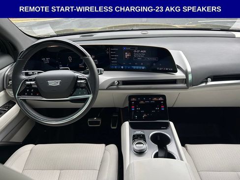 Used 2026 Cadillac Vistiq Sport w/ LPO, Floor Liner Package AWD/4WD image 14
