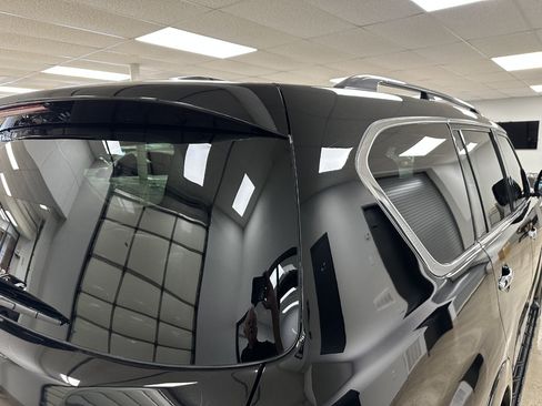 Used 2020 Nissan Armada SL w/ Premium Package image 15