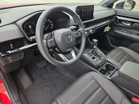 Used 2025 Honda CR-V Sport Touring image 12