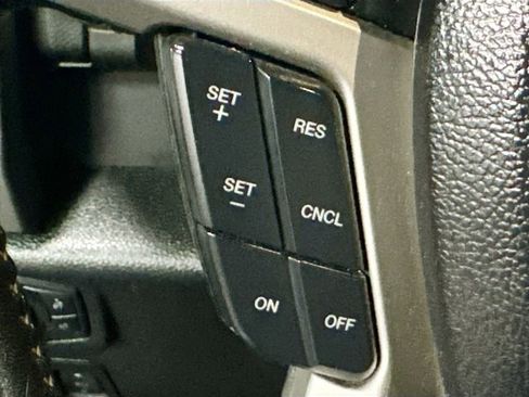 Used 2019 Ford F150 Lariat w/ Equipment Group 502A Luxury image 10