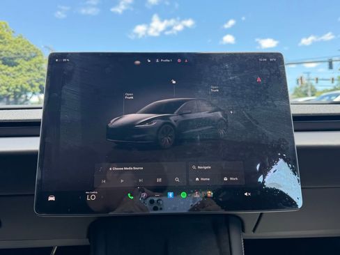 Used 2025 Tesla Model 3 Long Range image 34