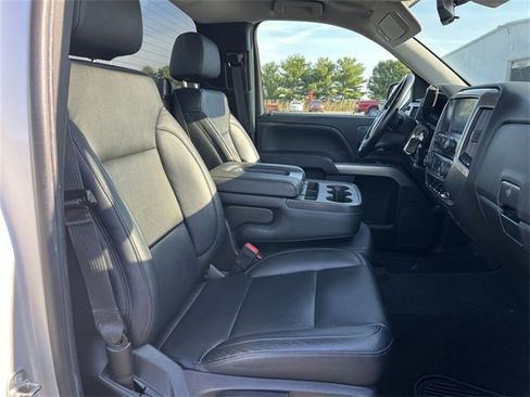 Certified 2018 Chevrolet Silverado 1500 LT w/ LT Convenience Package image 23