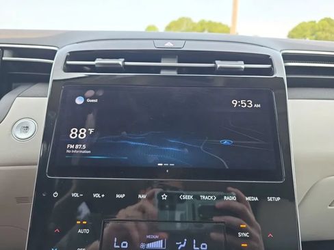 Used 2022 Hyundai Tucson Limited FWD image 27