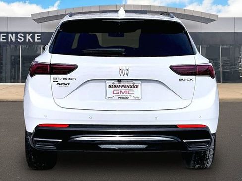 Certified 2025 Buick Envision Sport Touring image 4