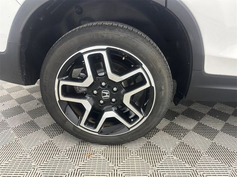 Used 2023 Honda Passport Elite image 19