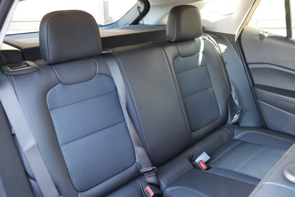 New 2026 Chevrolet Trax LT w/ Driver Confidence Package FWD image 13