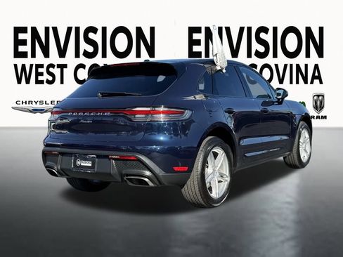 Used 2022 Porsche Macan w/ Premium Package Plus image 8