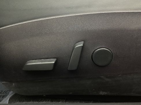 Used 2018 Tesla Model 3 Long Range image 35