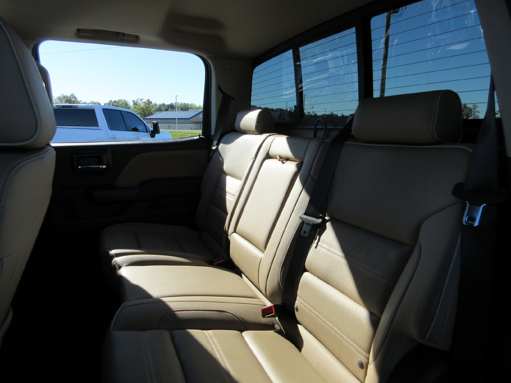 Used 2019 GMC Sierra 3500 Denali w/ Duramax Plus Package AWD/4WD image 23