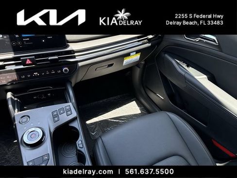 New 2026 Kia Sportage SX Prestige AWD/4WD image 12