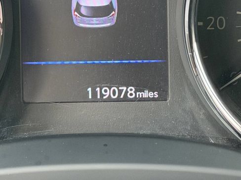 Used 2018 Nissan Rogue S FWD image 15