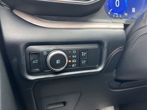 Certified 2023 Ford Explorer Platinum w/ Technology Package AWD/4WD image 10