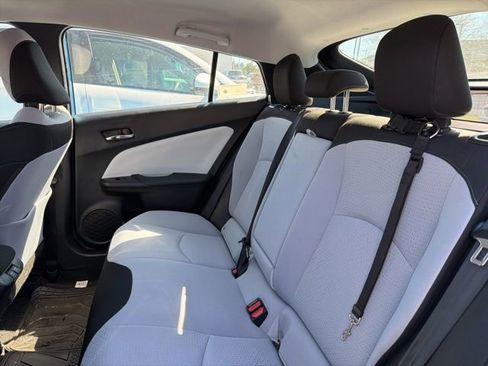 Used 2020 Toyota Prius LE image 20