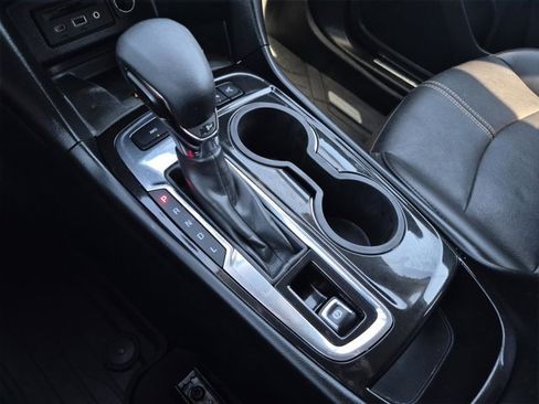 Used 2022 Chevrolet Equinox Premier image 31