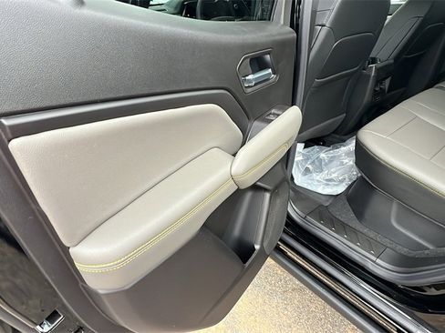 New 2026 Chevrolet Colorado ZR2 w/ Technology Package image 16