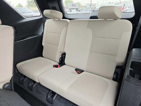 Certified 2022 Chevrolet Traverse LS image 10