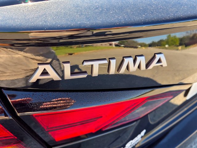 New 2026 Nissan Altima 2.5 SR w/ SR Premium Package FWD image 11