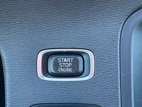 Used 2013 Volvo S60 T5 image 18