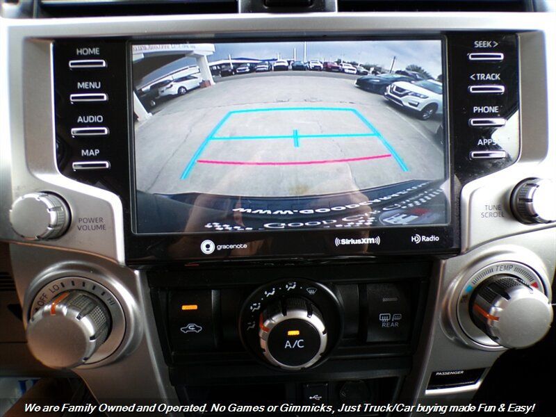 Used 2020 Toyota 4Runner SR5 AWD/4WD image 34