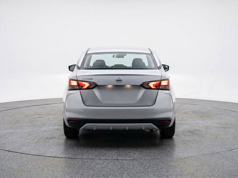 Used 2025 Nissan Versa SV FWD image 7
