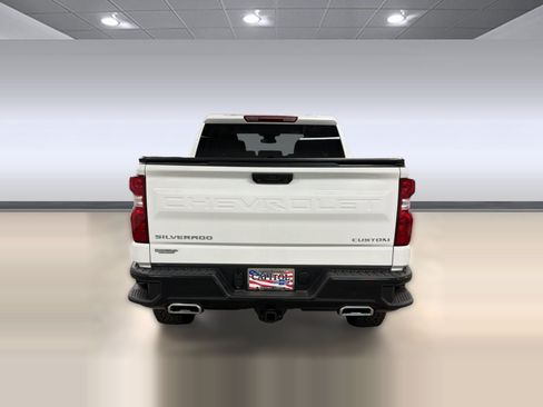Used 2024 Chevrolet Silverado 1500 Custom Trail Boss AWD/4WD image 9