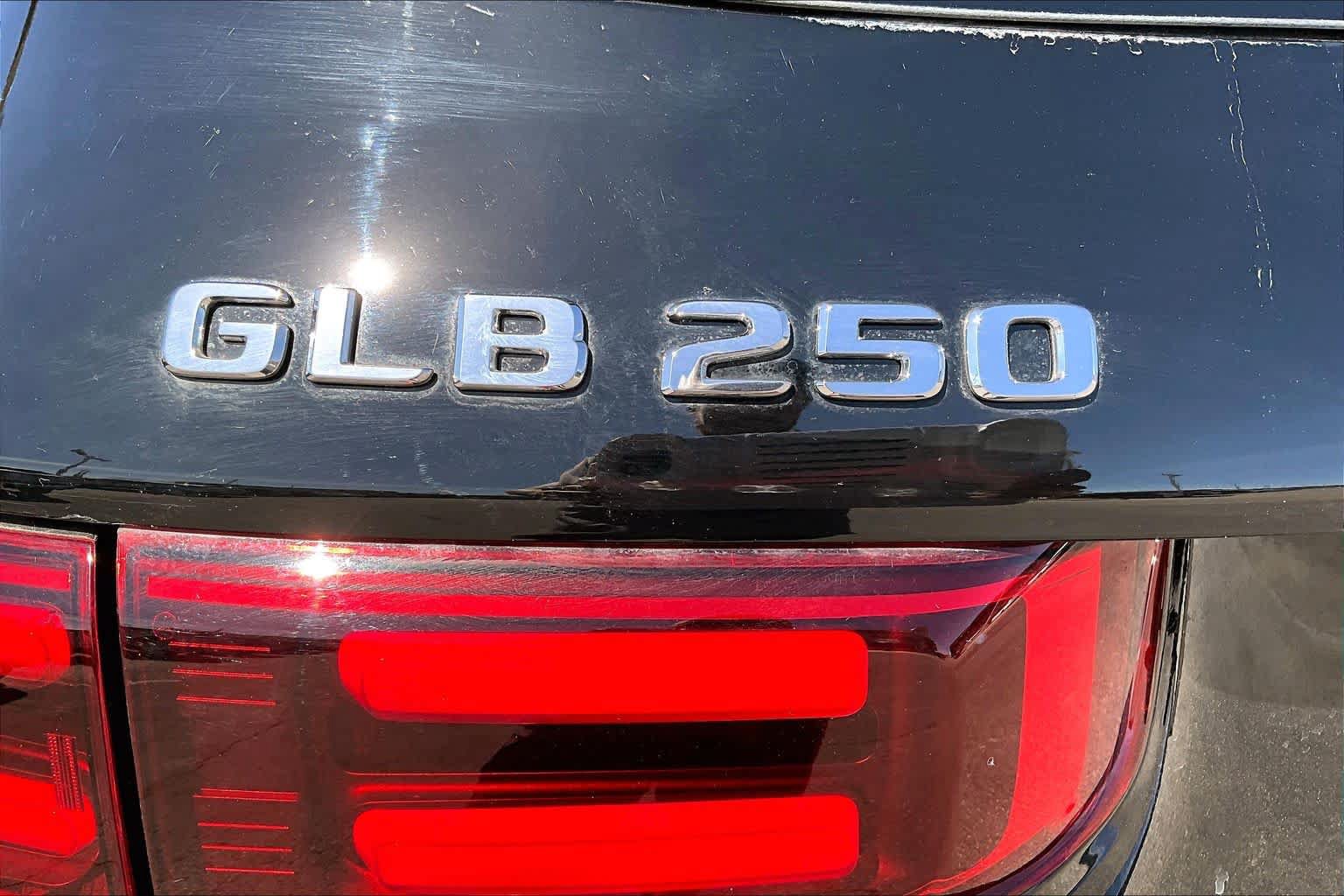 Used 2026 Mercedes-Benz GLB 250 image 7