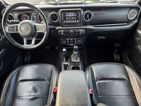 Used 2021 Jeep Wrangler Unlimited Sahara w/ Cold Weather Group AWD/4WD image 37