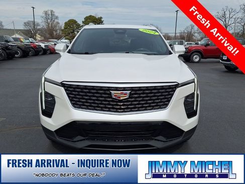 Used 2024 Cadillac XT4 Premium Luxury image 31