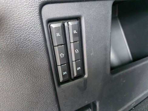 Used 2023 Ford Expedition Limited image 29