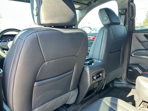 New 2026 Chevrolet Traverse RS w/ LPO, Floor Liner Package image 21