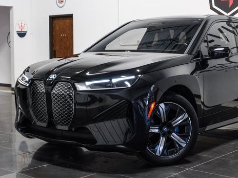 Used 2025 BMW iX xDrive50 image 8