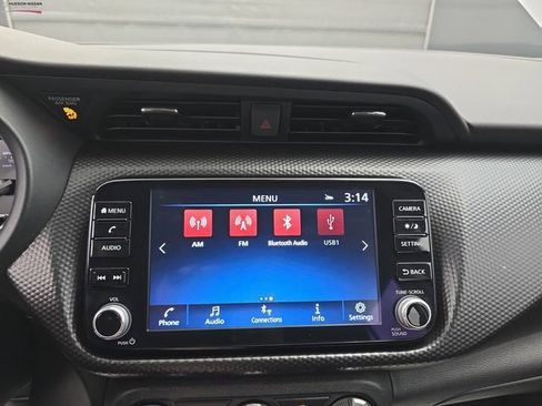 Used 2024 Nissan Kicks SV image 33