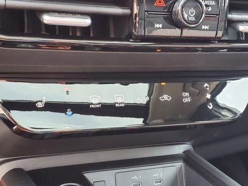 New 2026 Nissan Kicks SR w/ SR Premium Package image 30