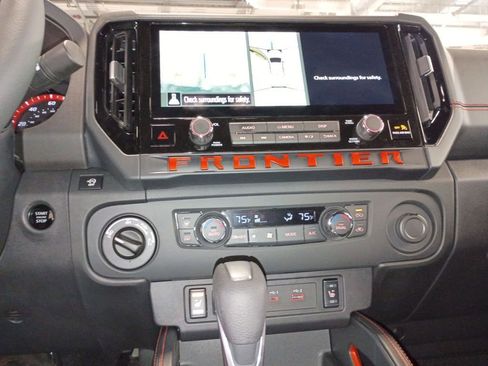 New 2026 Nissan Frontier PRO-4X w/ Pro-4x Convenience Package image 16