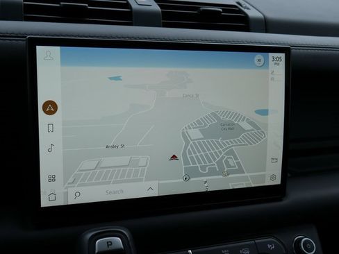 Used 2023 Land Rover Defender 90 Carpathian Edition image 4