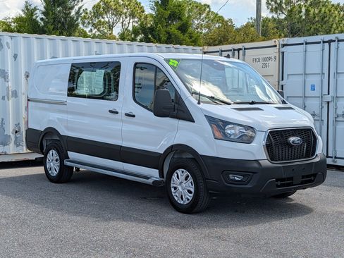 Used 2025 Ford Transit 250 Low Roof w/ Exterior Upgrade Package RWD image 3