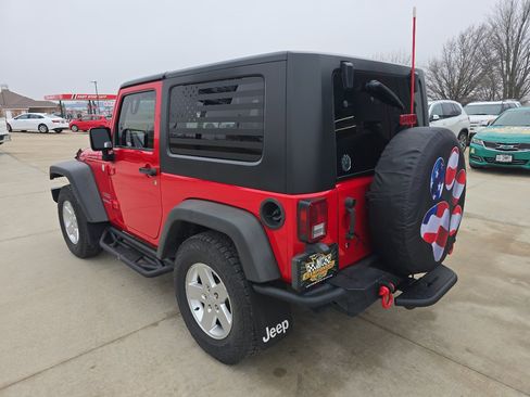 Used 2010 Jeep Wrangler Sport image 3