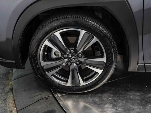 Certified 2025 Lexus UX 300h FWD w/ Accessory Package (Z2) image 9