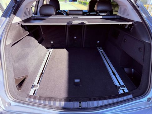 Used 2018 Alfa Romeo Stelvio AWD w/ Convenience Package image 36