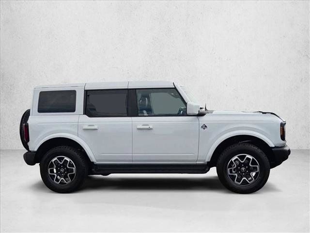 Used 2026 Ford Bronco Outer Banks AWD/4WD image 9