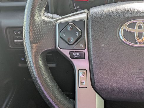 Used 2020 Toyota 4Runner SR5 image 19